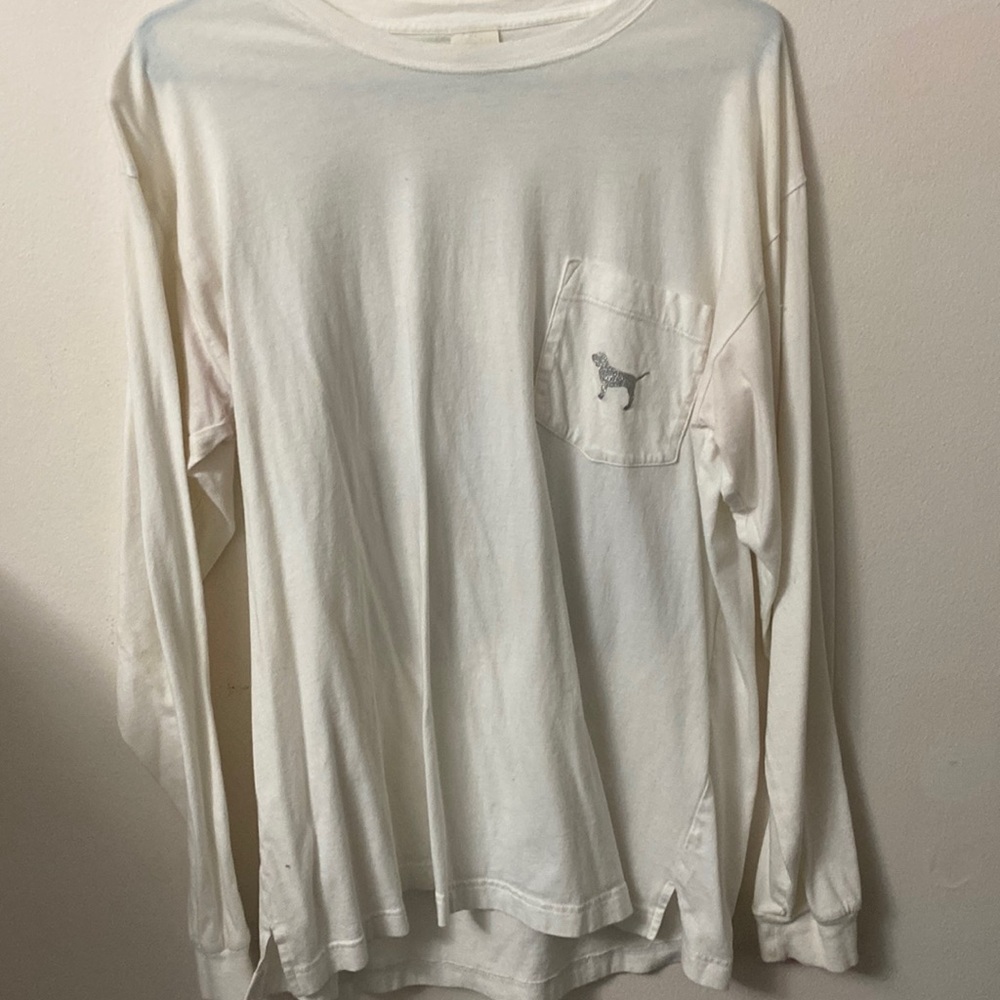 White long sleeve shirt